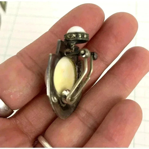 VTG Judith Jack Sterling Silver Faux Pearl Marcasite Earrings JJ Signed 19 Grams - Picture 9 of 16